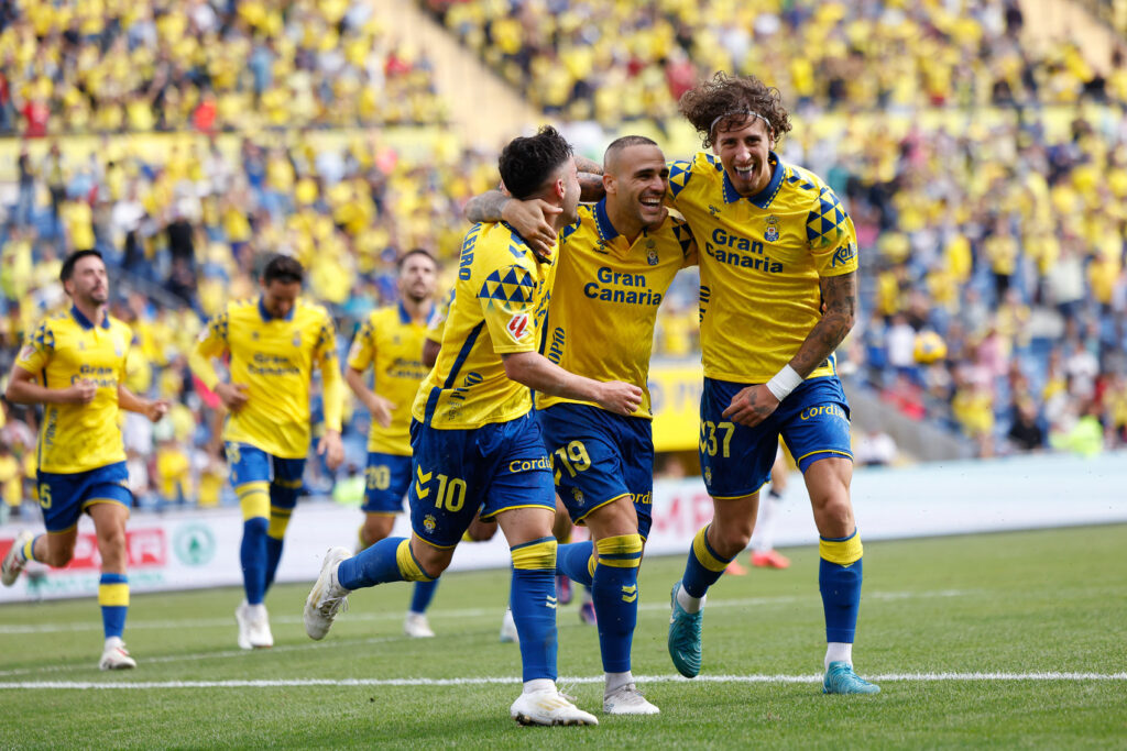 Las Palmas vs Real Valladolid | 04 de Octubre de 2026 | Segunda división | 11:30